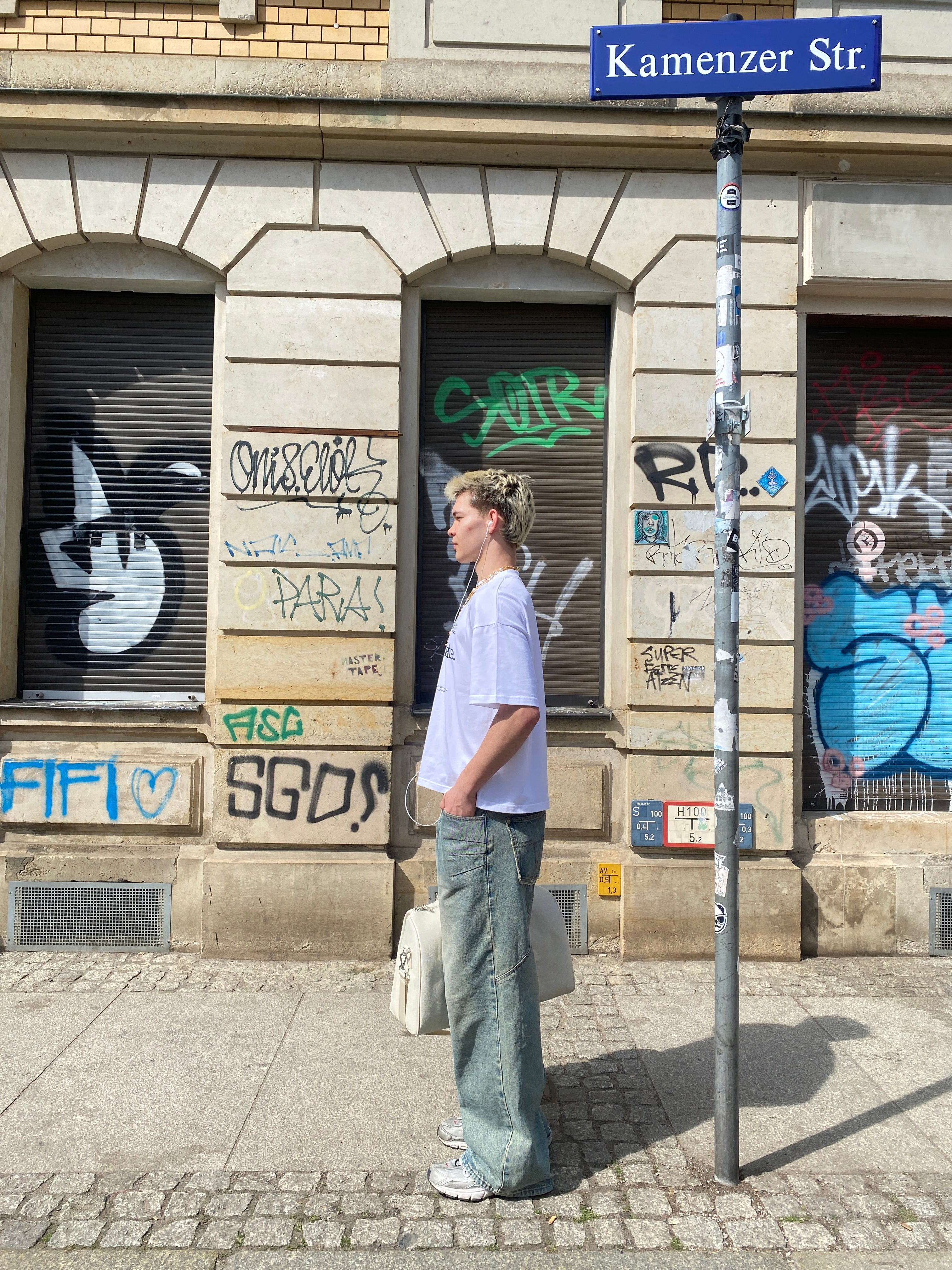 Money Talks We Translate - Tshirt